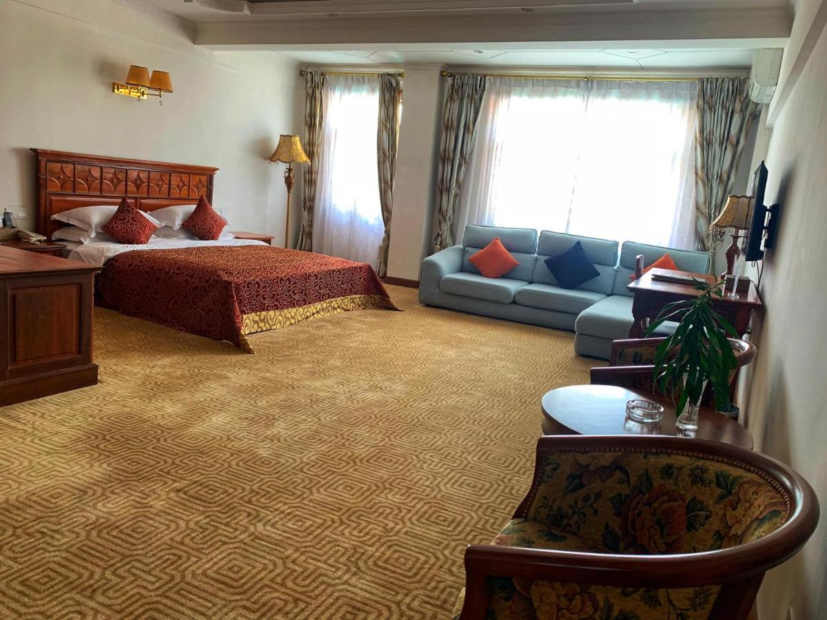 Asia & Africa Hotel Antananarywa Zewnętrze zdjęcie